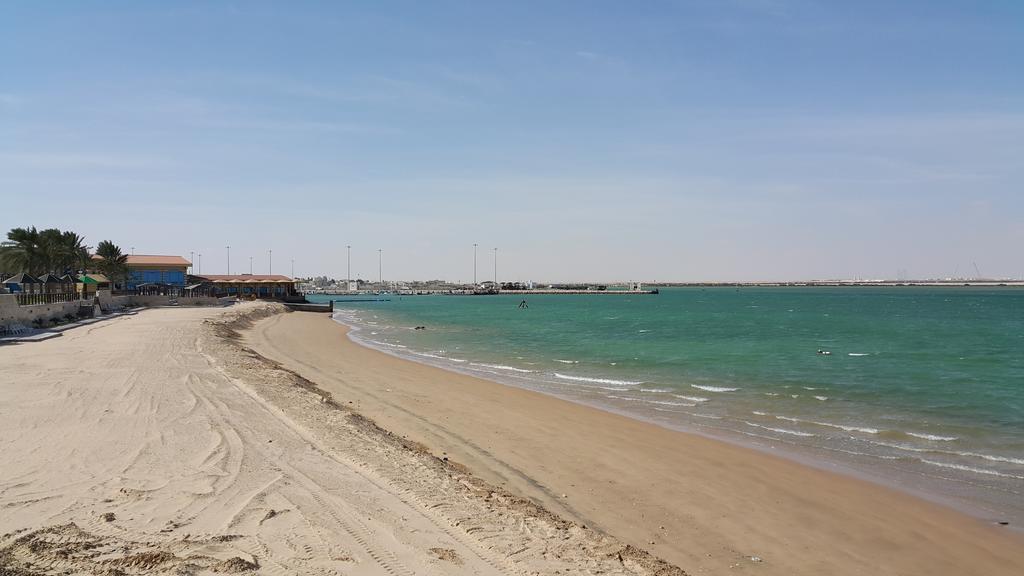 Tio Sea Resort Jor Exterior foto Al Khor Beach